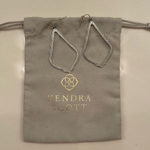 Kendra Scott earrings!
